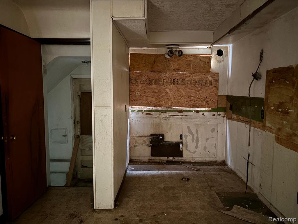 9555 SCHAEFER, Detroit, MI 48227 — Photo 13