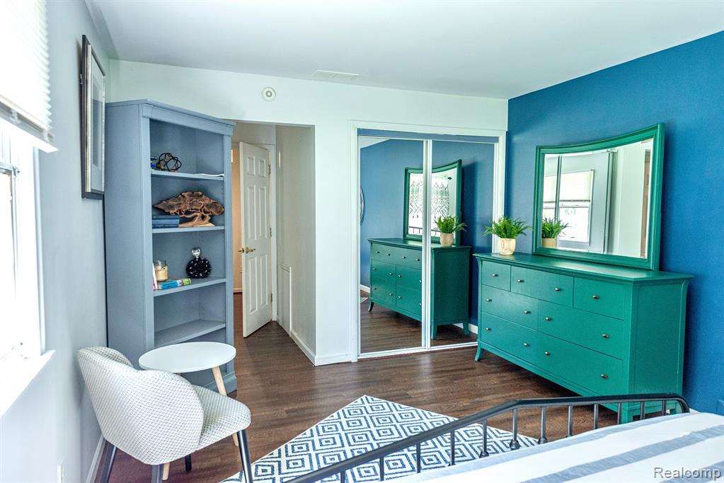 6861 N CLUNBURY Road, West Bloomfield, MI — Photo 24