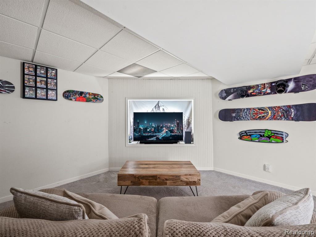 4081 HUNTERS Circle E, Canton, MI 48188 — Photo 20