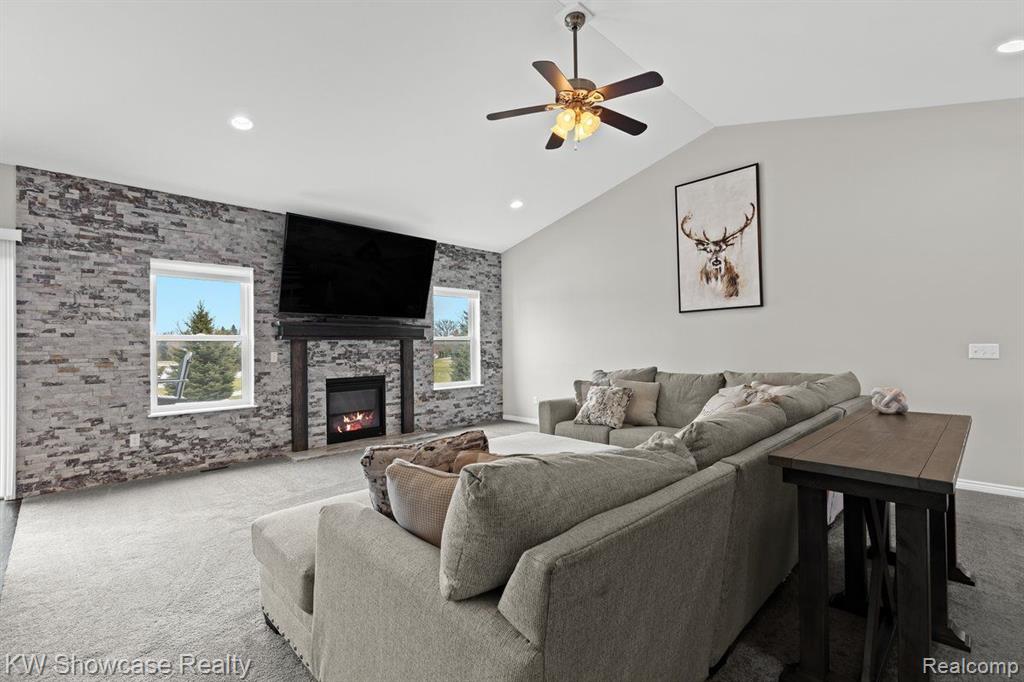 4276 TAGGETT LAKE Drive, Highland, MI — Photo 15