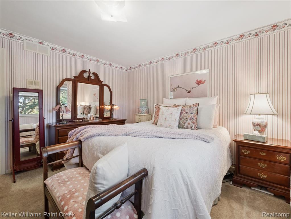952 Dursley Road, Bloomfield Hills, MI 48304 — Photo 39