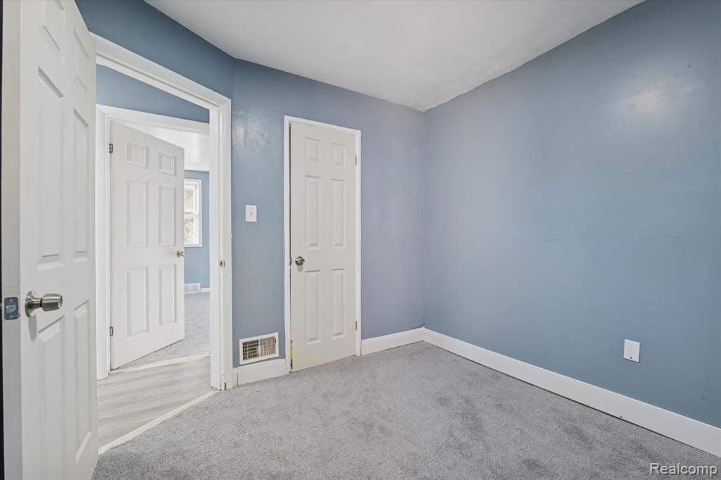 20107 Southfield Road, Detroit, MI 48235 — Photo 23