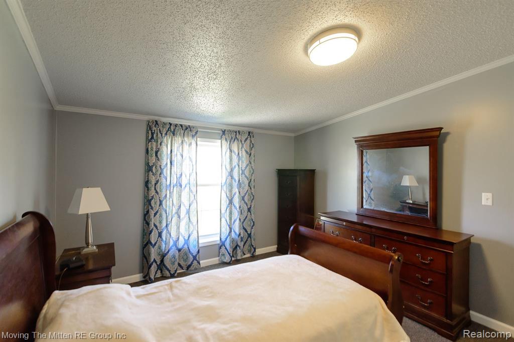 42 N BIGGS Street, Belleville, MI 48111 — Photo 15