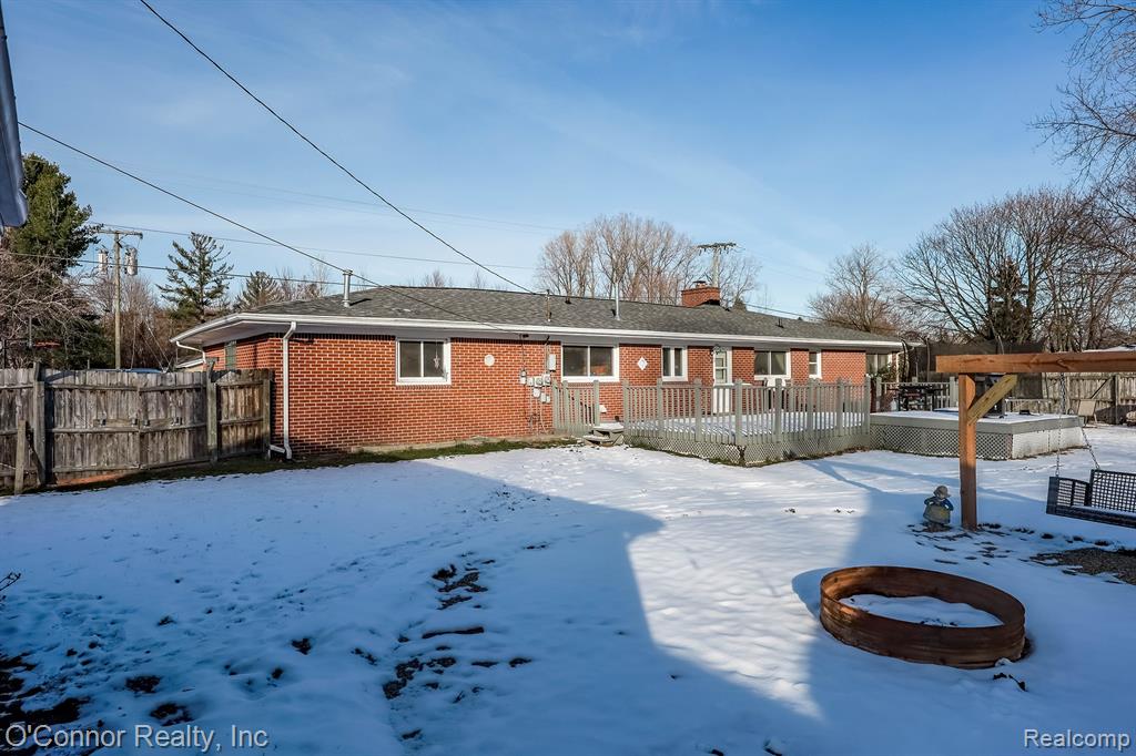3178 Oakwood Drive, Port Huron, MI 48060 — Photo 23