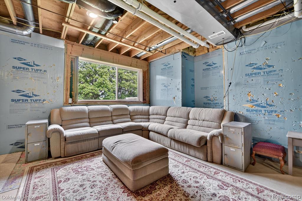 918 Gray Fox Court, Howell, MI 48843 — Photo 45