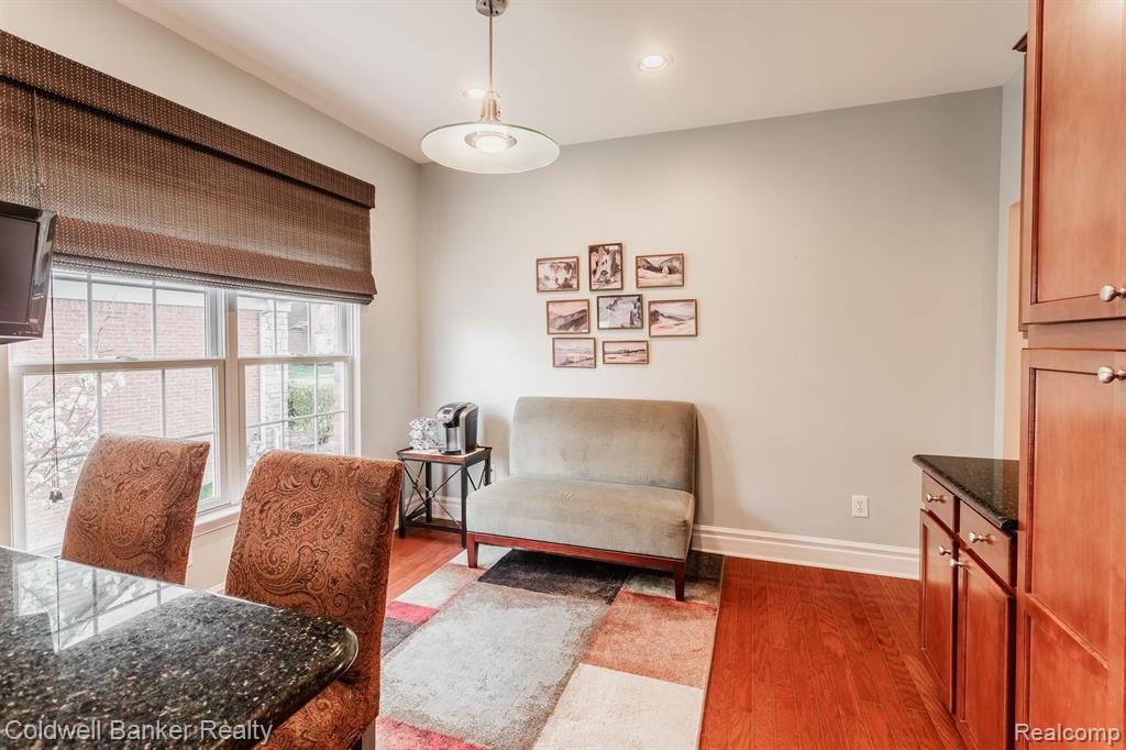 26270 VALHALLA Drive, Farmington Hills, MI 48331 — Photo 19