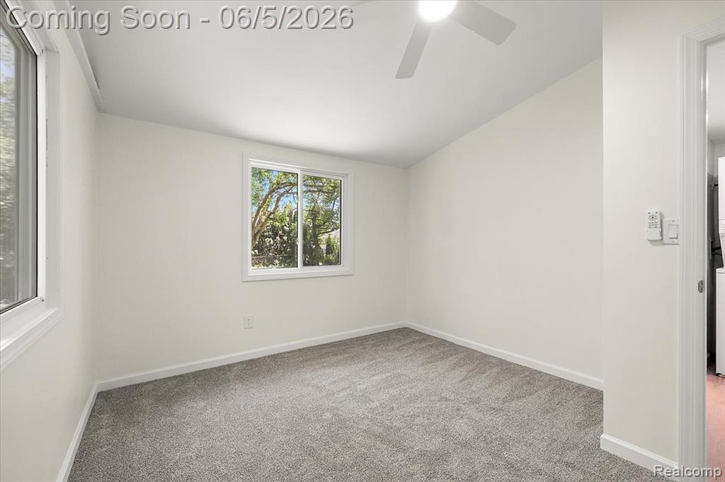 2148 Hoeft Drive, Commerce Twp, MI 48390 — Photo 23