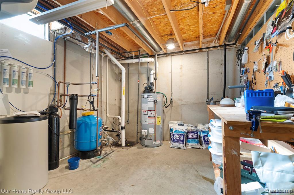 7805 Partridge Hill Drive, Brighton, MI 48116 — Photo 33