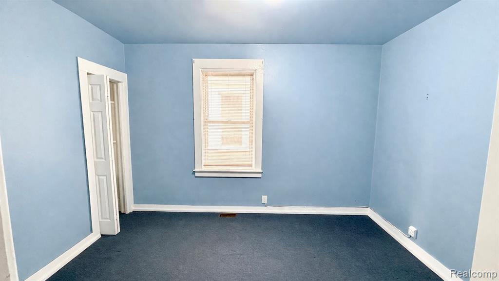 11334 Klinger Street, Hamtramck, MI 48212 — Photo 5