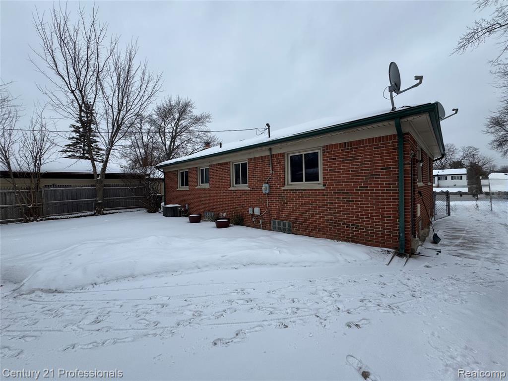 6327 Merriman Road, Garden City, MI — Photo 7