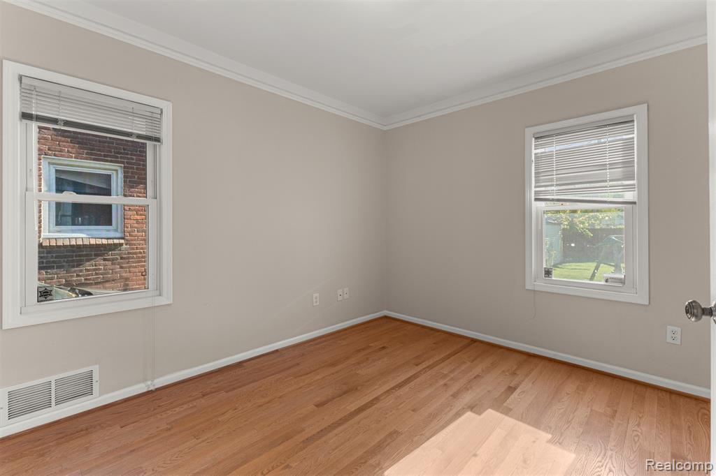 7800 Brace Street, Detroit, MI 48228 — Photo 18