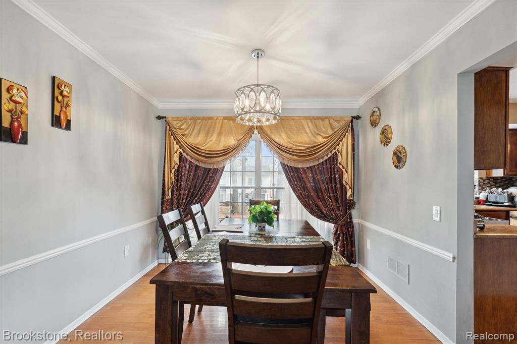 465 THORNRIDGE Drive, Rochester Hills, MI 48307 — Photo 13