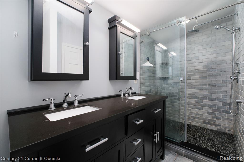 13631 Labelle Street, Oak Park, MI 48237 — Photo 25
