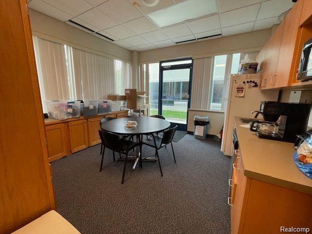5151 GATEWAY Center, 3, Flint, MI 48507 — Photo 2