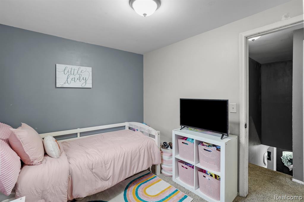 5084 DALY Boulevard, Flint, MI 48506 — Photo 37