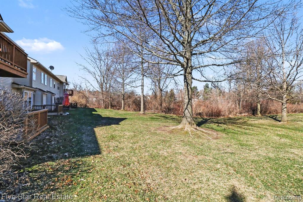 153 S Vista, Auburn Hills, MI 48326 — Photo 22