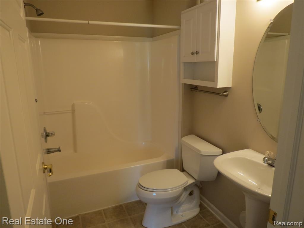 3153 Kneeland Circle, Howell, MI 48843 — Photo 22