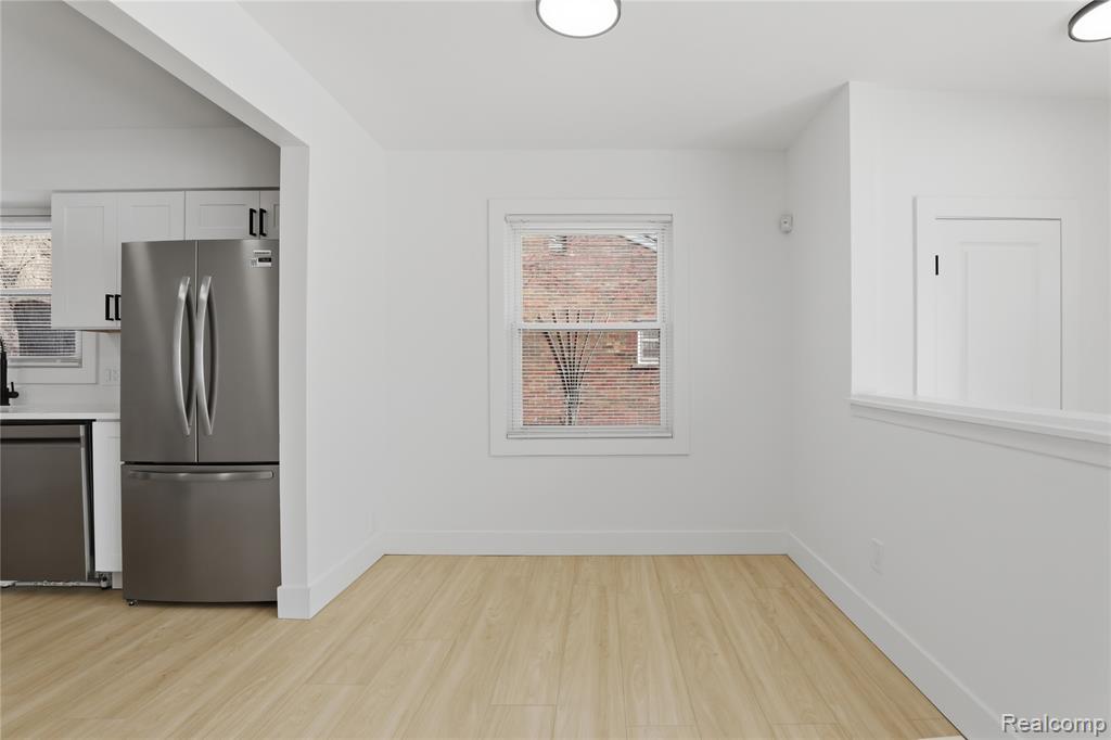 23509 Parklawn Street, Oak Park, MI 48237 — Photo 12