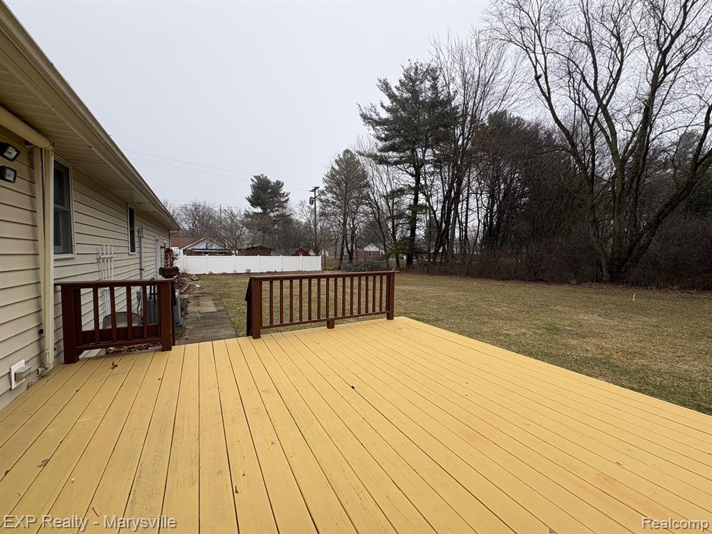 100 Hickory Lane, Yale, MI 48097 — Photo 8