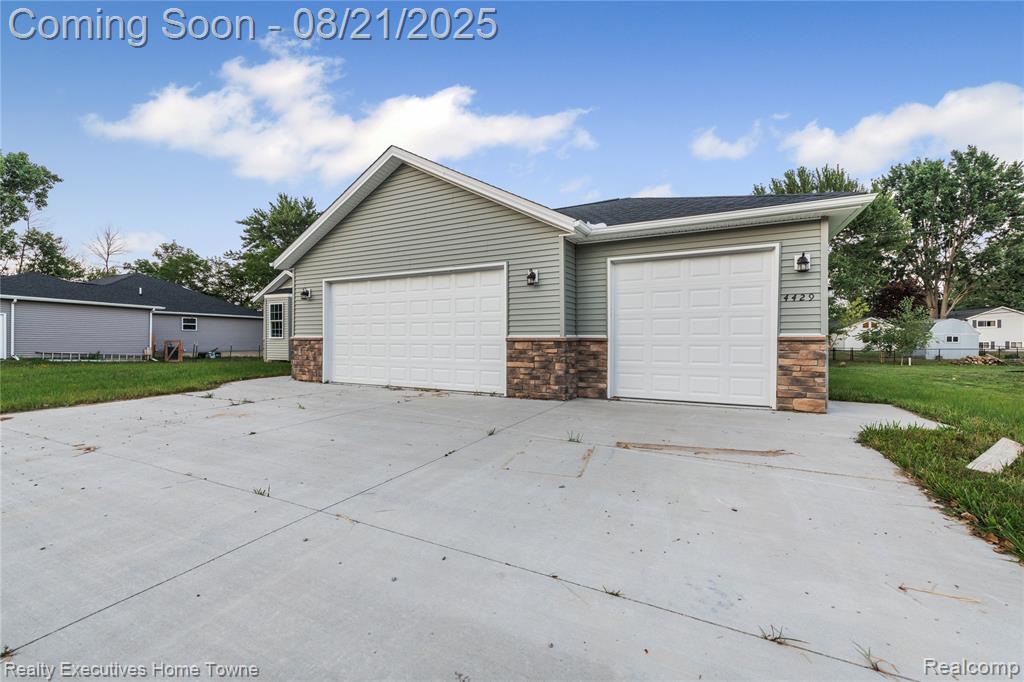 4429 RIVER Road, East China, MI — Photo 4