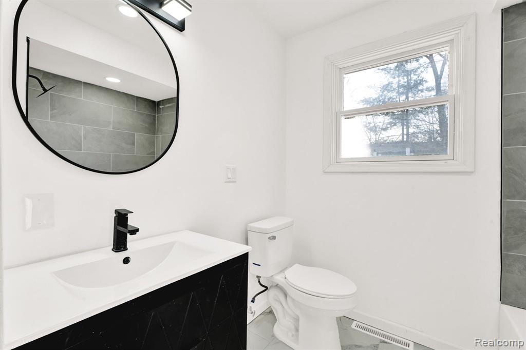 780 Bow Lane, Waterford, MI 48328 — Photo 35