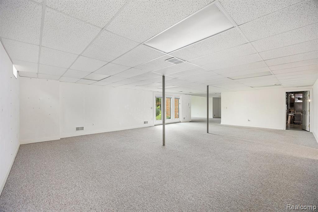 53527 Cherrywood Drive, Shelby Twp, MI 48315 — Photo 46