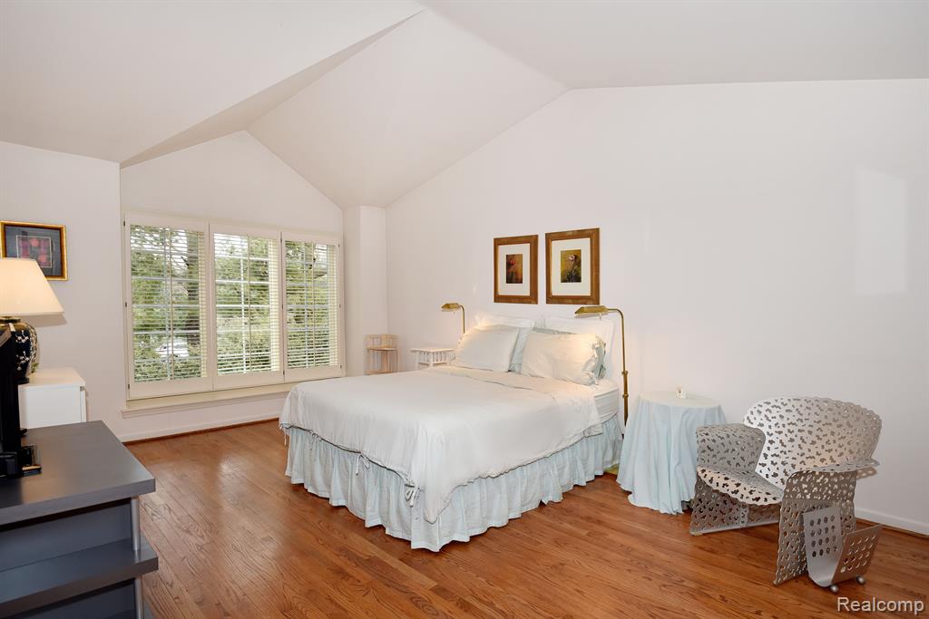4074 Cranbrook Court, Bloomfield Hills, MI 48301 — Photo 24