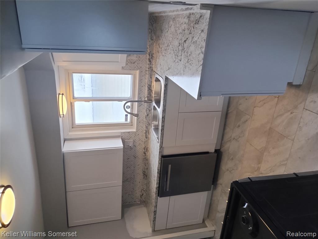 8145 Lozier Avenue, Warren, MI 48089 — Photo 8