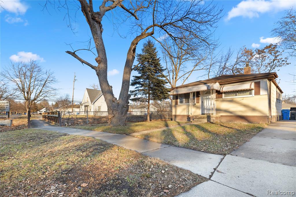 5627 Gertrude Street, Dearborn Heights, MI 48125 — Photo 2