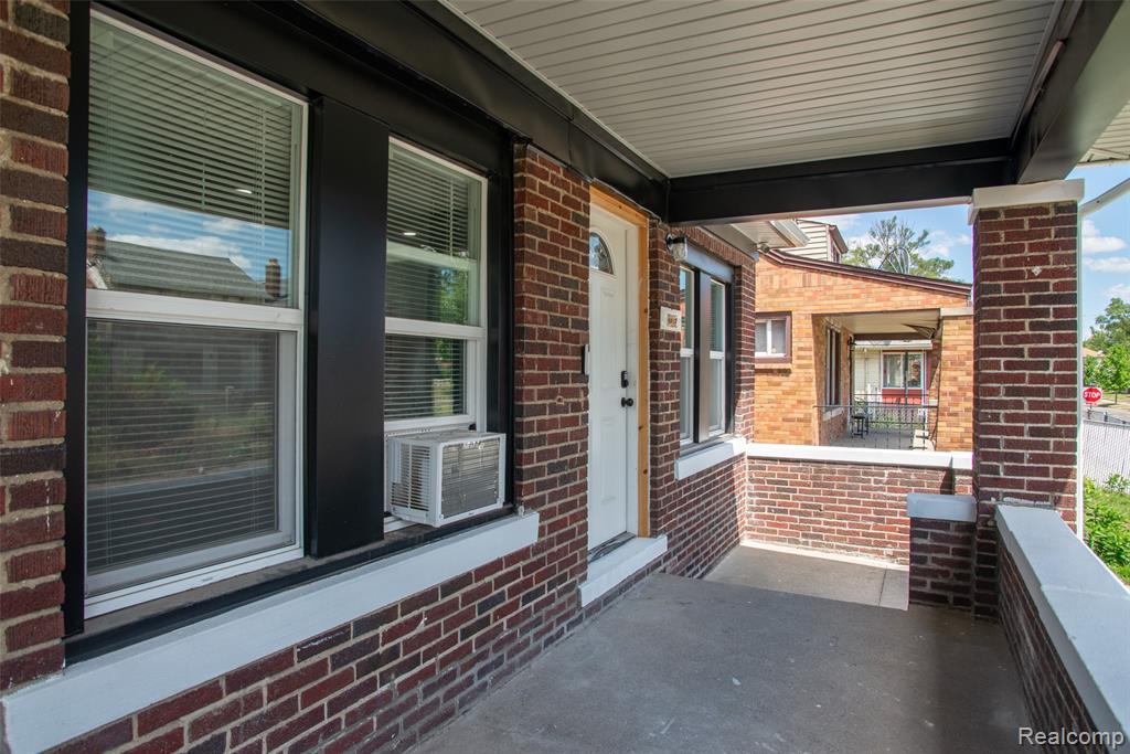 12395 Cherrylawn Street - Photo 5