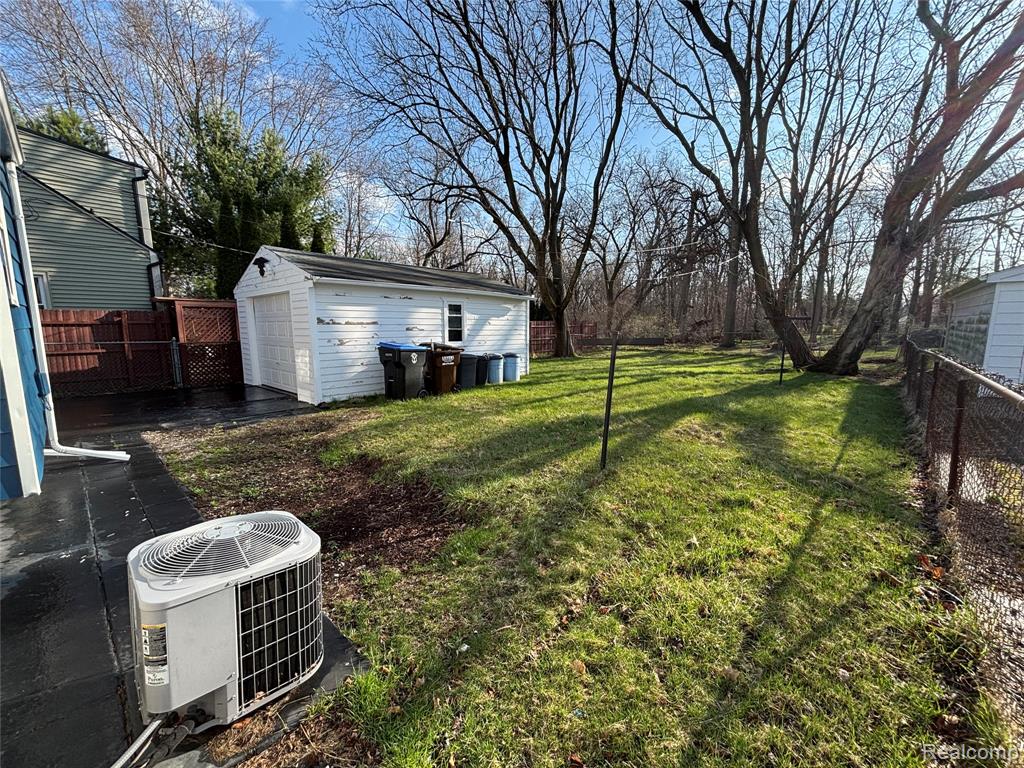 716 Charles Street, Ypsilanti, MI 48198 — Photo 16