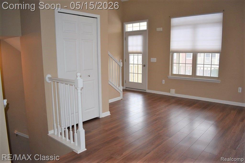 436 BOARDWALK Drive, Walled Lake, MI 48390 — Photo 22