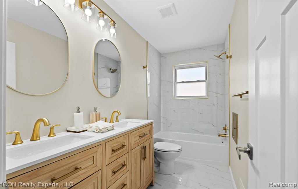5674 N Lafayette Street, Dearborn Heights, MI 48127 — Photo 18