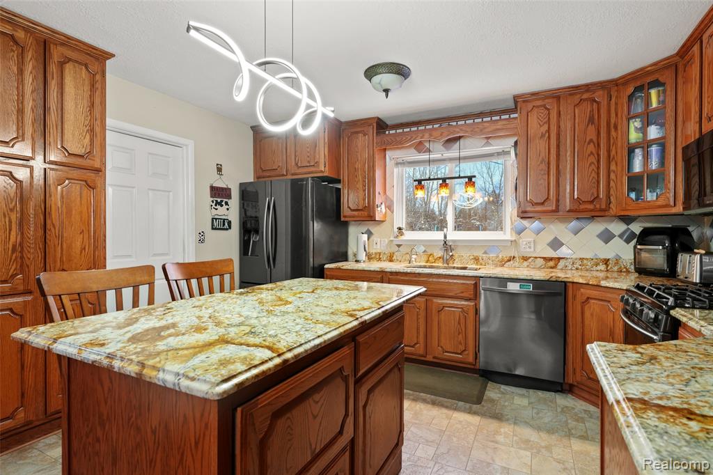 70482 Wolcott Road, Armada, MI — Photo 13