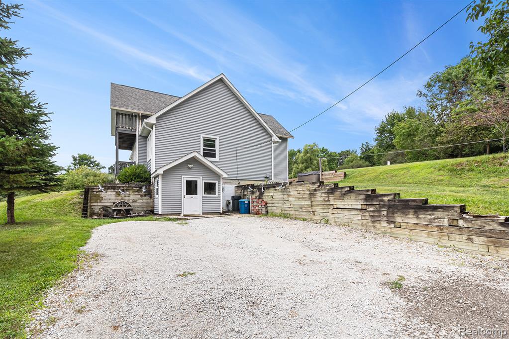 2658 Bullock Road, Lapeer, MI 48446 — Photo 24