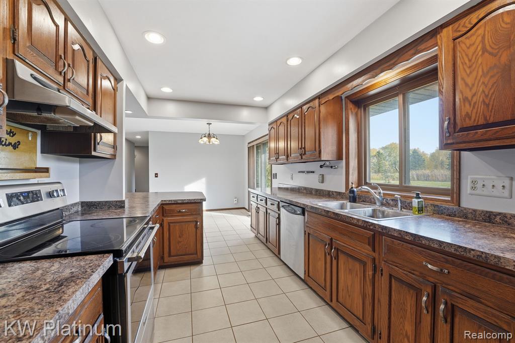 7383 Fisher Road, Grant, MI 48032 — Photo 8