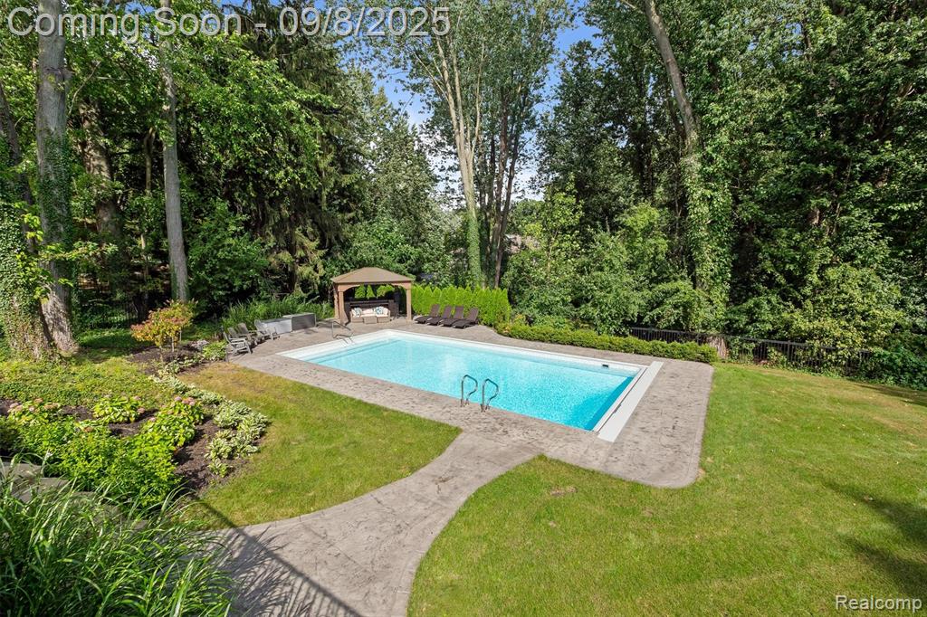 4605 Sunningdale Drive, Bloomfield Hills, MI 48302 — Photo 59