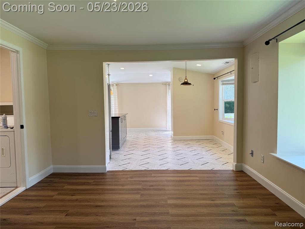 896 Grace Avenue, Rochester Hills, MI 48307 — Photo 12
