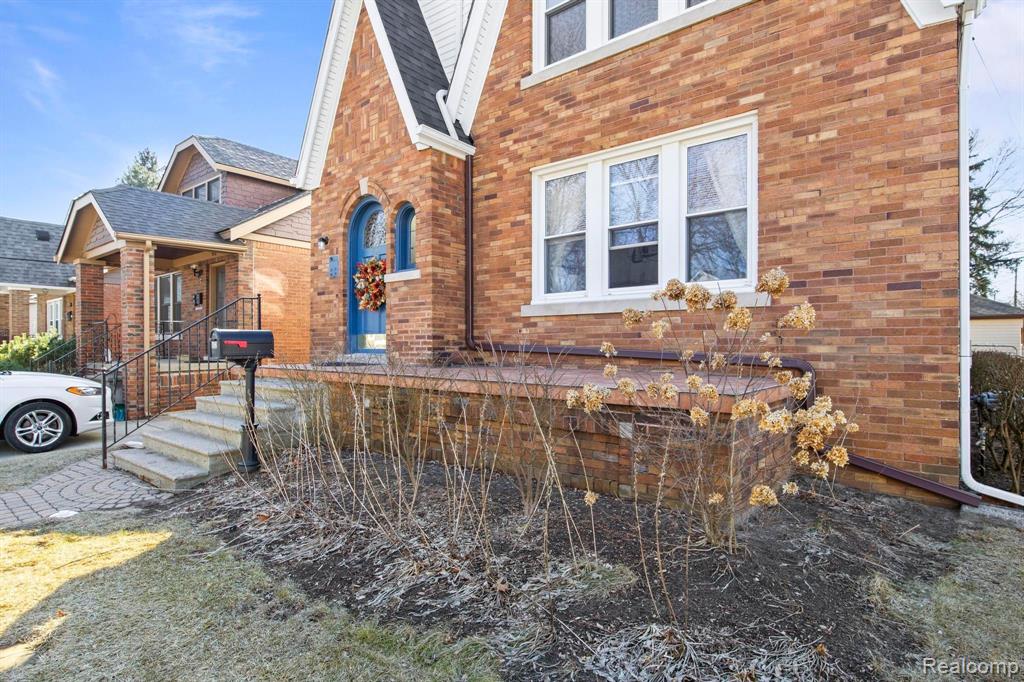 902 E 2ND Street, Royal Oak, MI 48067 — Photo 3