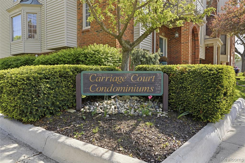 396 W Ann Arbor Trail, Plymouth, MI 48170 — Photo 17
