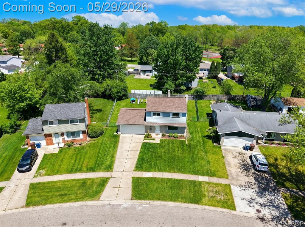 8941 Bristol Court, Ypsilanti, MI 48198 — Photo 32
