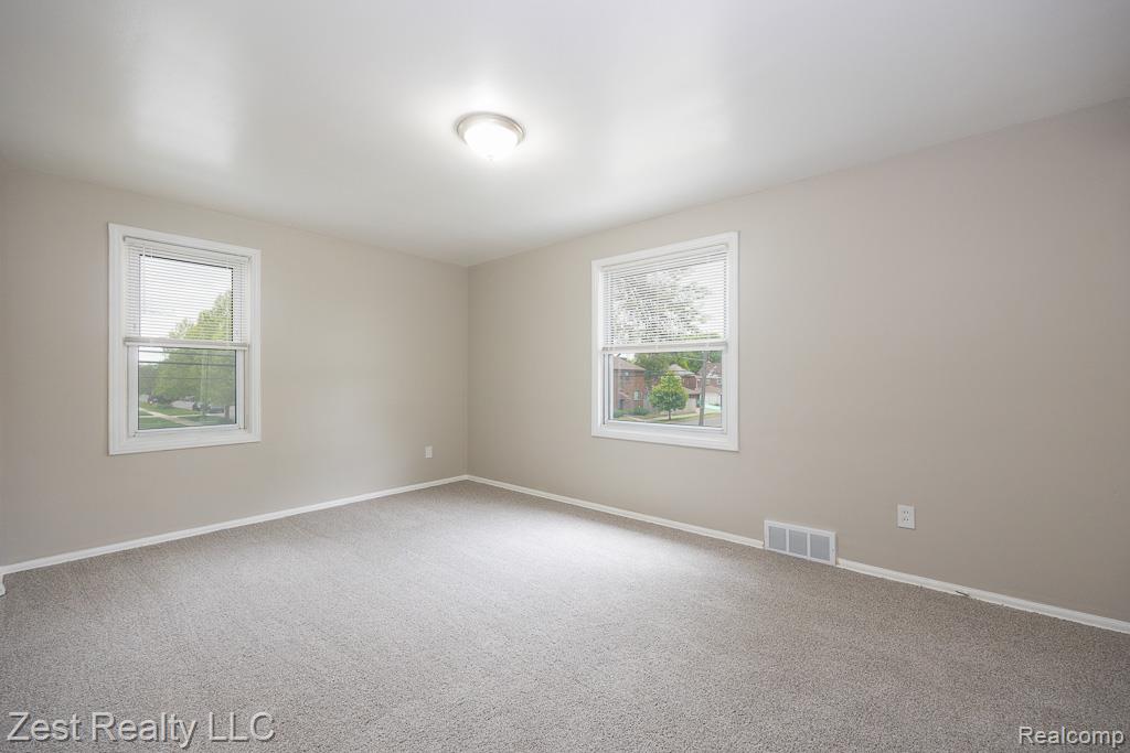7601 Curtis Street, Detroit, MI 48221 — Photo 11