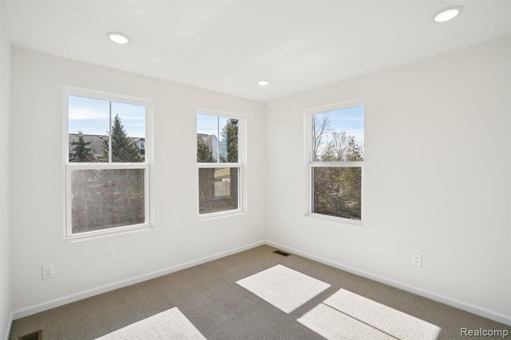 42806 Atwood Avenue, Novi, MI — Photo 22