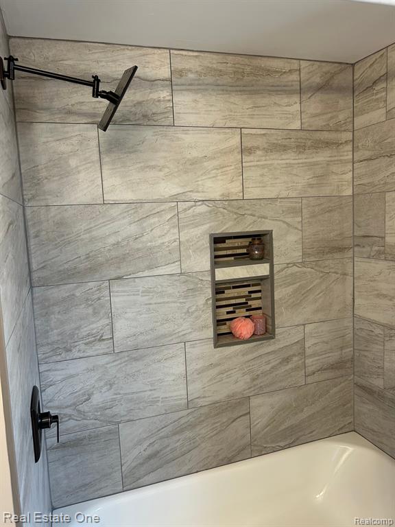 51860 SALVATORI Drive, Chesterfield, MI 48047 — Photo 22
