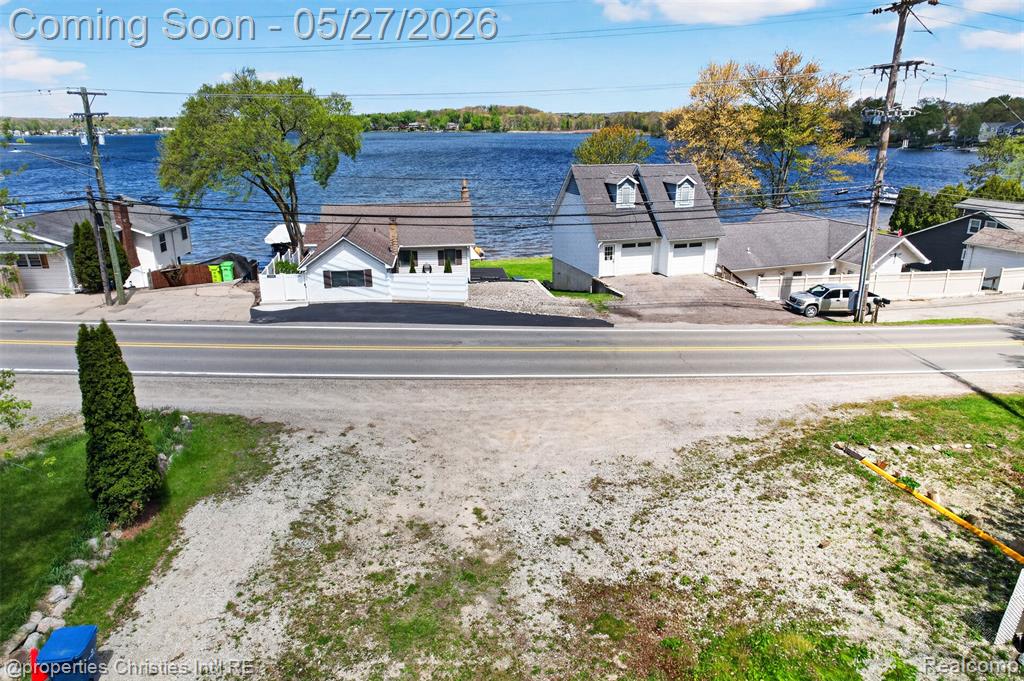 9696 Elizabeth Lake Road, White Lake, MI — Photo 42