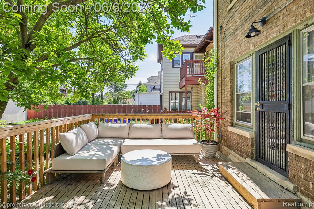 2239 Atkinson Street, Detroit, MI 48206 — Photo 27