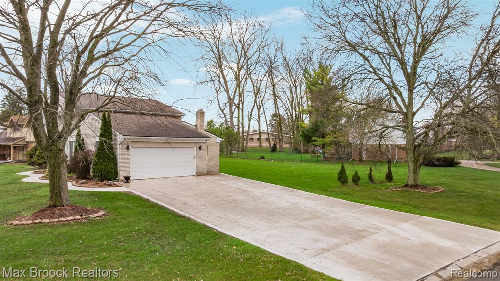 6240 Wynford Drive, West Bloomfield, MI — Photo 49