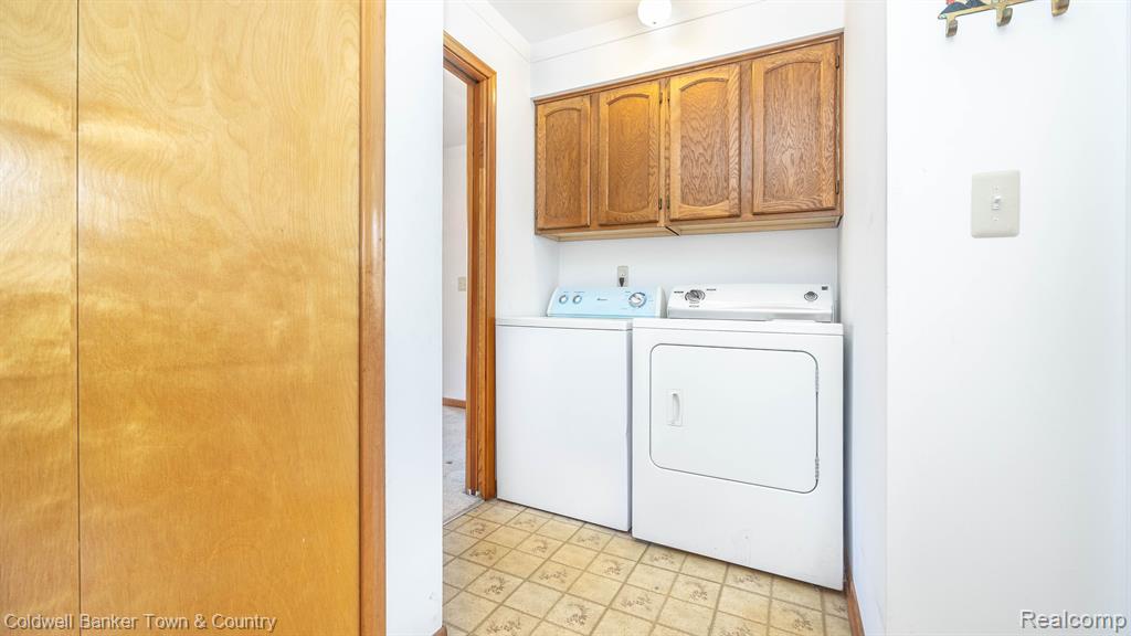 5427 OAK GROVE Road, Howell, MI 48855 — Photo 20