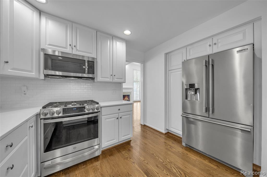881 Tartan Trail, Bloomfield Hills, MI 48304 — Photo 9