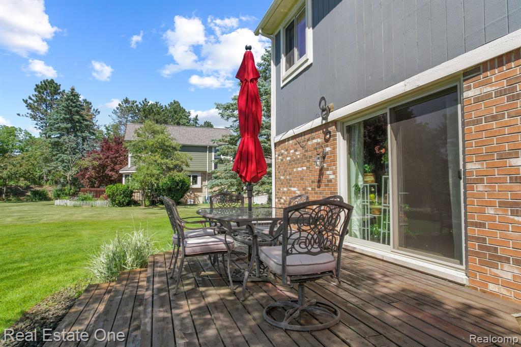 10124 Royce Drive, South Lyon, MI 48178 — Photo 41